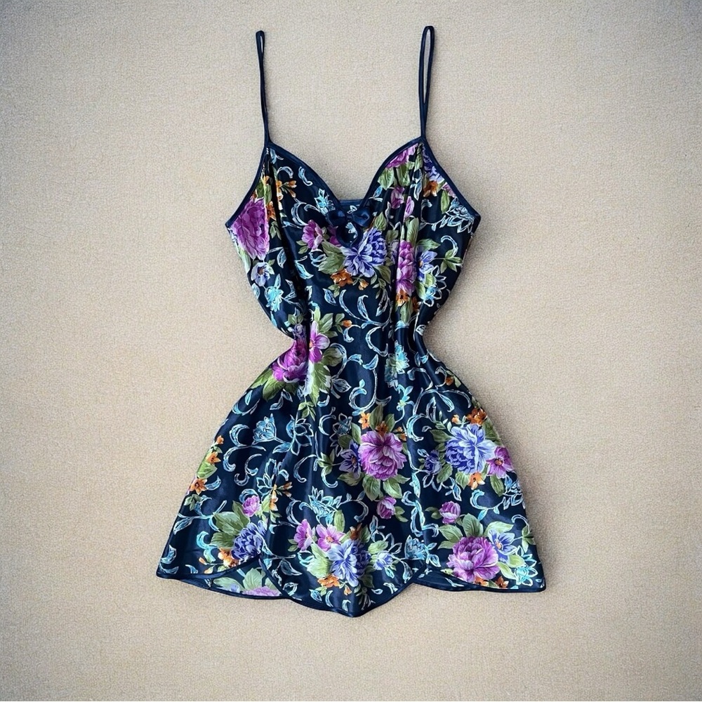 Vintage Medusa Style 90s California Dynasty  slip dress